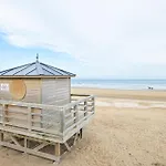 Cozy Home In Saint-Georges-En-Auge With Wifi Casa vacanze