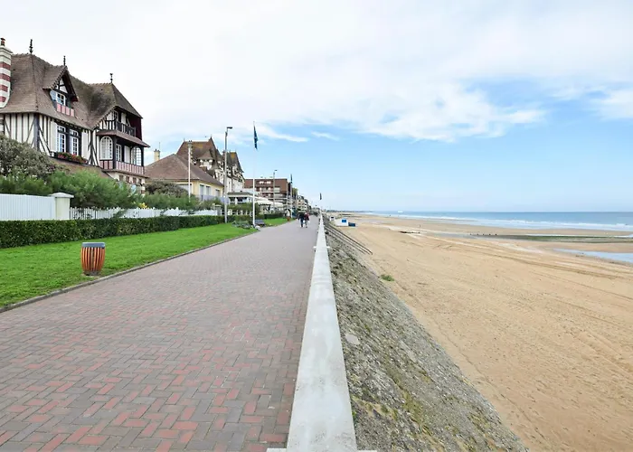 Cozy In Semesterbostad Saint-Georges-en-Auge